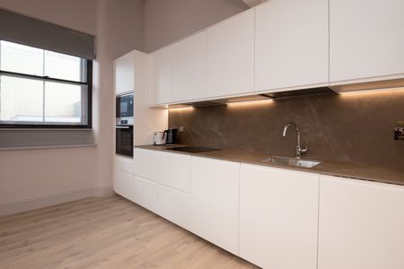 3 Bed Flat, Charlotte Street, M1 - Photo 4
