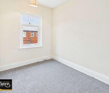 Garrick Grove, Blackpool, FY3 - Photo 1