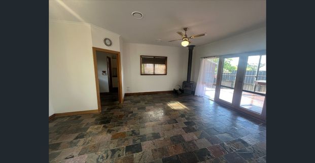 Space To Grow! - Photo 1