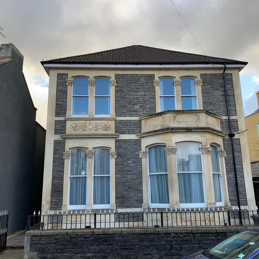 Clyde Road, Redland, Bristol - Photo 1