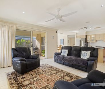 Family Home in Sought-After Flame Tree Park Estate - Photo 1