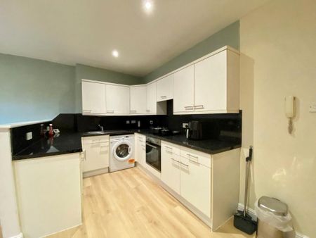 1 bedroom flat to rent - Photo 5