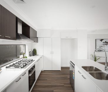 Home For Rent - Photo 3