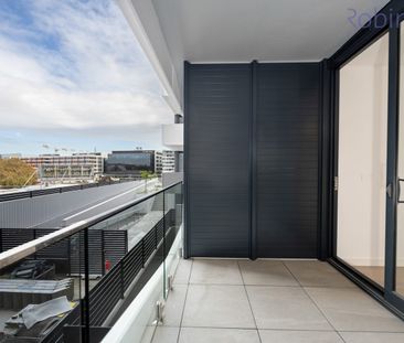 Luxury city living at it's best, with access to common area gym, po... - Photo 6