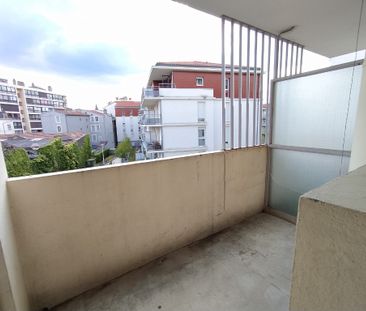 Appartement - 3 pièces - République/Montferrand - Photo 5