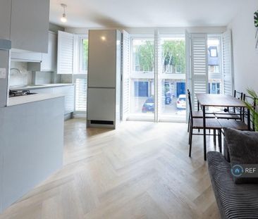 1 bedroom in a house share to rent - Photo 2