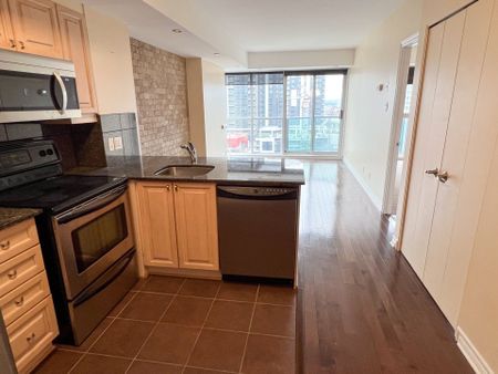 For Lease - 445 Laurier Avenue West Avenue Unit# 1903, Ottawa Centre, Ontario - Photo 3