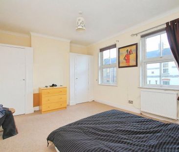 2 bedroom cottage to rent - Photo 2