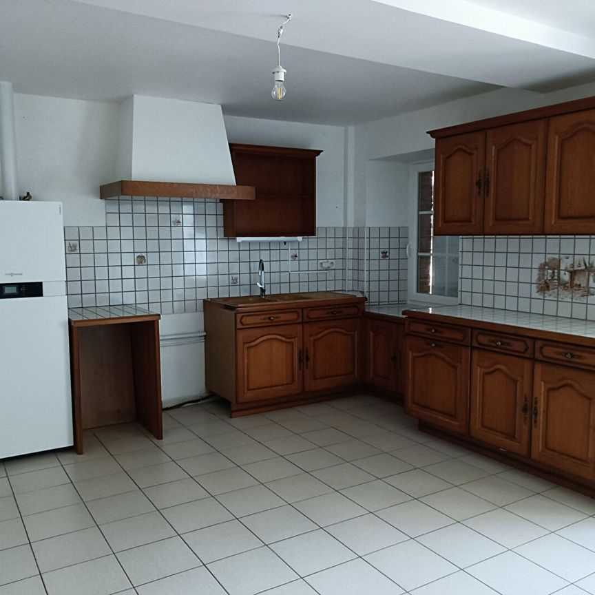 AHUILLE - maison en pierres - 3 chambres - Photo 1