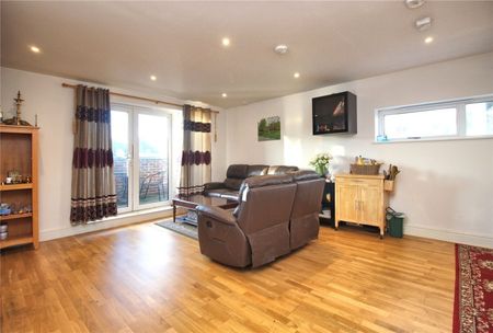 Guildford Road, Woking - 2 bedrooms Property for lettings - Seymours - Photo 2