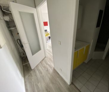 Location Appartement 1 pièce 18m² LILLE 59000 - Photo 4