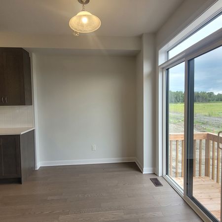 For Lease - 239 ELSIE MACGILL Walk, Kanata, Ontario - Photo 5