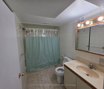 33 Broomfield Drive #Basement - Photo 3