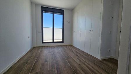 3 bedroom luxury penthouse for rent in Teià, Catalonia - Photo 3