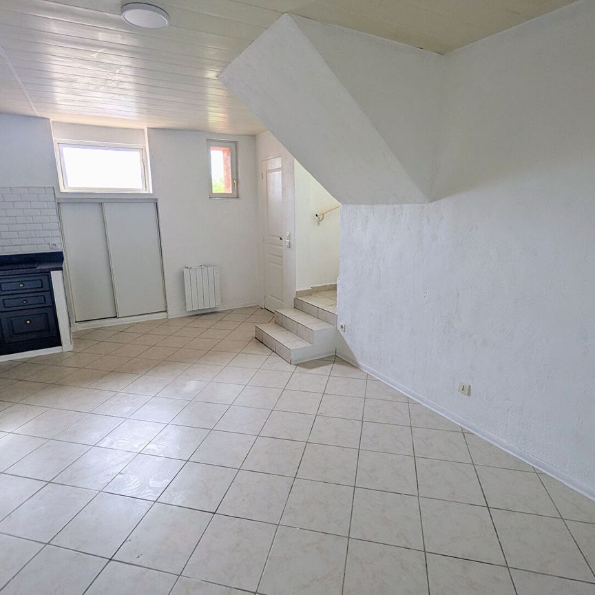 BOUC BEL AIR APPARTEMENT 3 PIECES TERRASSE ET PARKING, - Photo 1