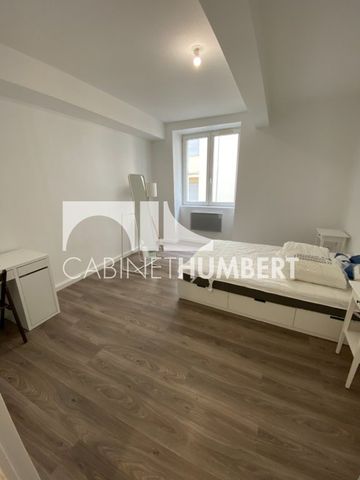 Location Appartement 3 pièces Meublé 78m² ST ETIENNE 42000 - Photo 4