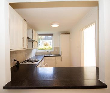 2 bedroom terraced house to rent - Photo 6