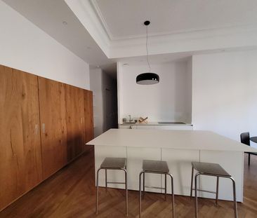 Location Appartement 3 pièces 99m² LYON 2ème - Photo 3