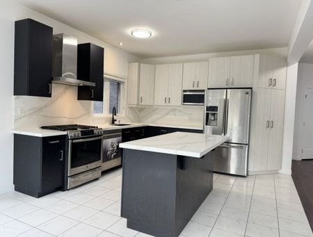 For Lease - 40 Lexington Avenue, Hamilton, Ontario - Photo 4