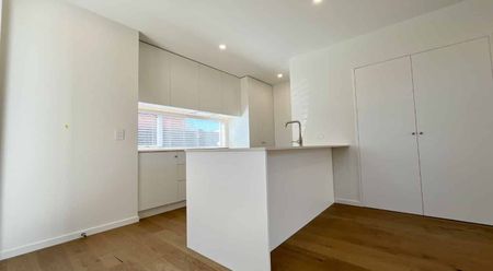 Brand new 2 bedroom in Somerfield - Photo 2