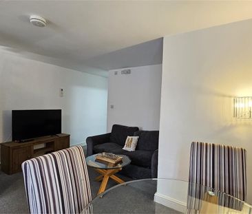Flat 3, River Court, Ferry Lane, Cambridge - Photo 2