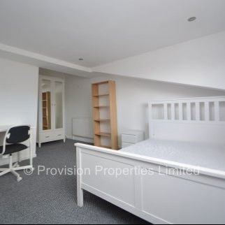 6 Bed Student Properties Leeds - Photo 1