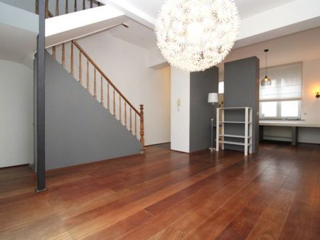 Uccle / Maison 4ch +/- 200m2 + terrasse - Uccle - Photo 2