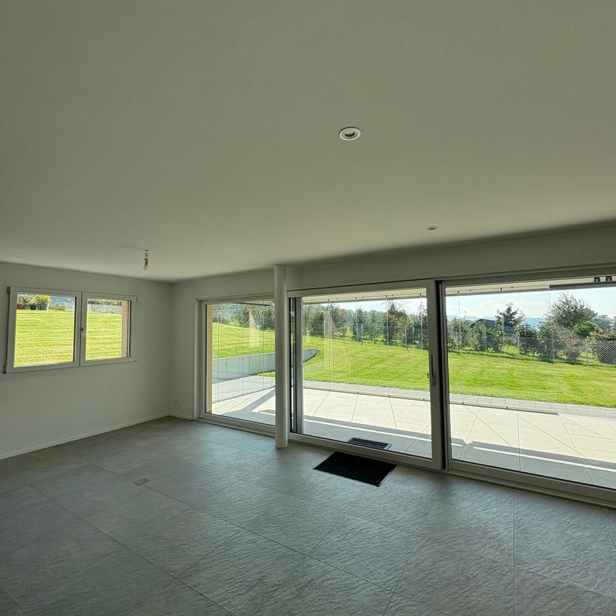 For rent – Idyllic setting on the heights of Mézières (FR) - Photo 1