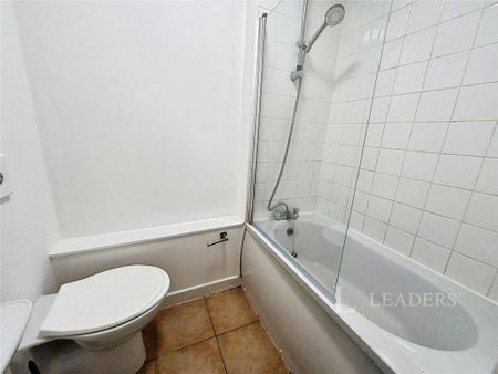 1 bedroom flat to rent - Photo 5