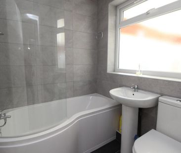 3 bedroom bungalow to rent - Photo 4