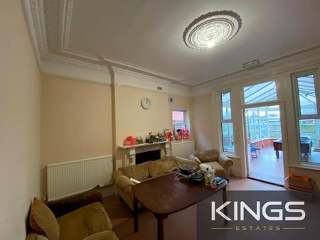 10 bedroom detached house to rent - Photo 4