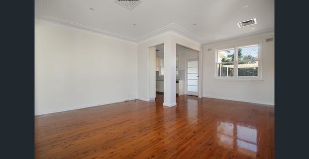 Renovated three bedroom family home situated on the cusp of Putney - Photo 1