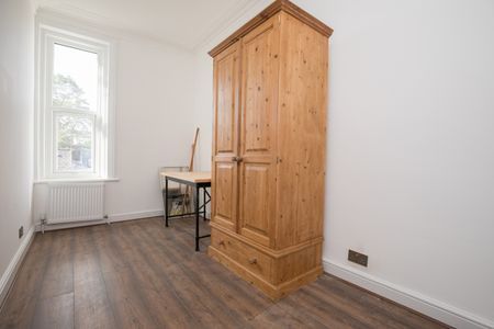Wimbledon Village, Wimbledon, SW19 (Flat) - Photo 4
