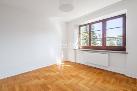 Dwupoziomowy apartament w sercu Saskiej Kępy - Photo 3