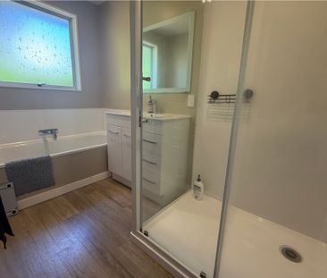 Modern, Private & Spacious – 3 Bedroom Home on Quiet Back Section - Photo 6