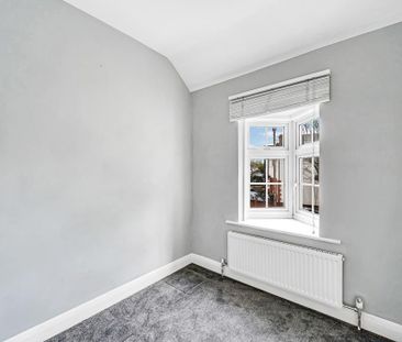 4 bedroom terraced house to rent - Photo 5