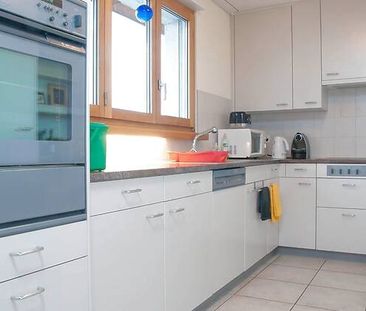 3½ Zimmer-Wohnung in Oberrieden (ZH), möbliert - Photo 2