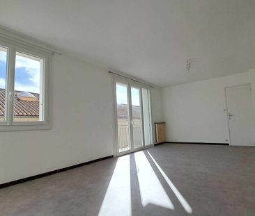 Location Appartement 3 pièces 71m² NIMES 30900 - Photo 5