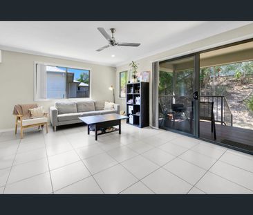 CHARMING 4-BEDROOM HOME IN THE HEART OF UPPER COOMERA NOW AVAILABLE... - Photo 3