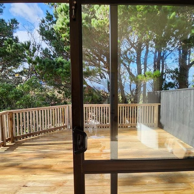 Sunny 3 Bedroom With Valley Views - Photo 1
