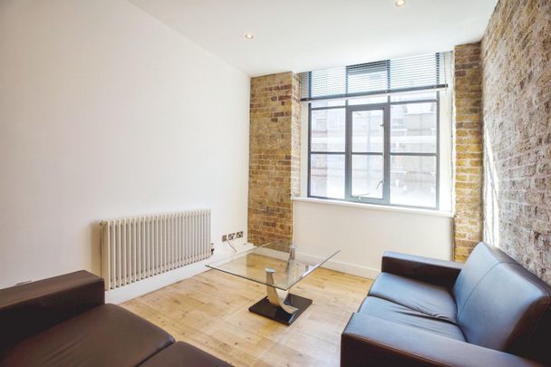 2 bedroom Flat To Let - Photo 1