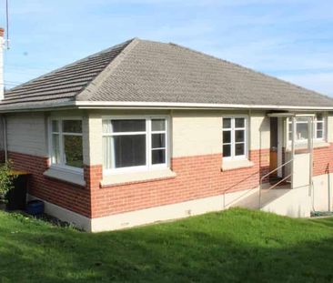 Warm , Cosy 3 Bedroom! - Photo 1