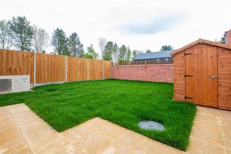 3 bedroom semi-detached house to rent - Photo 3