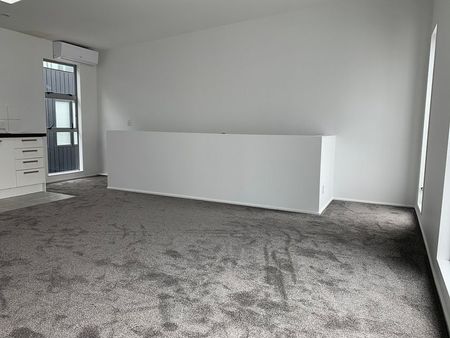 2 BEDROOM TOWNHOUSE IN PONSONBY - Photo 2