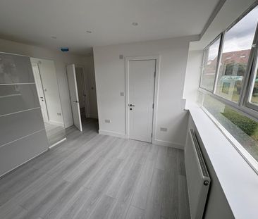 2 Bed Flat, Station Road, NW4 - Photo 4