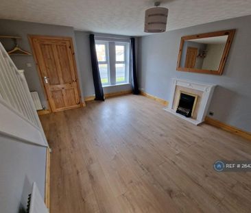 3 bedroom semi-detached house to rent - Photo 3