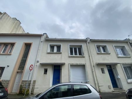 BREST - CENTRE VILLE HÔPITAL DES ARMEES - MAISON DE VILLE AVEC JARDIN - 3 CHAMBRES - Photo 2