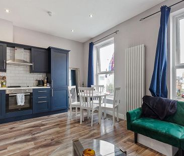 Apartment 2, 153 Albertbridge Road, Belfast BT5 4PS - Photo 1