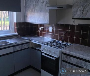 2 bedroom maisonette to rent - Photo 6