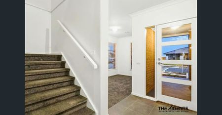 Stunning Double-Storey Family Home in Truganina - Photo 4